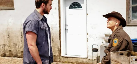 En busca del asesino Trailer