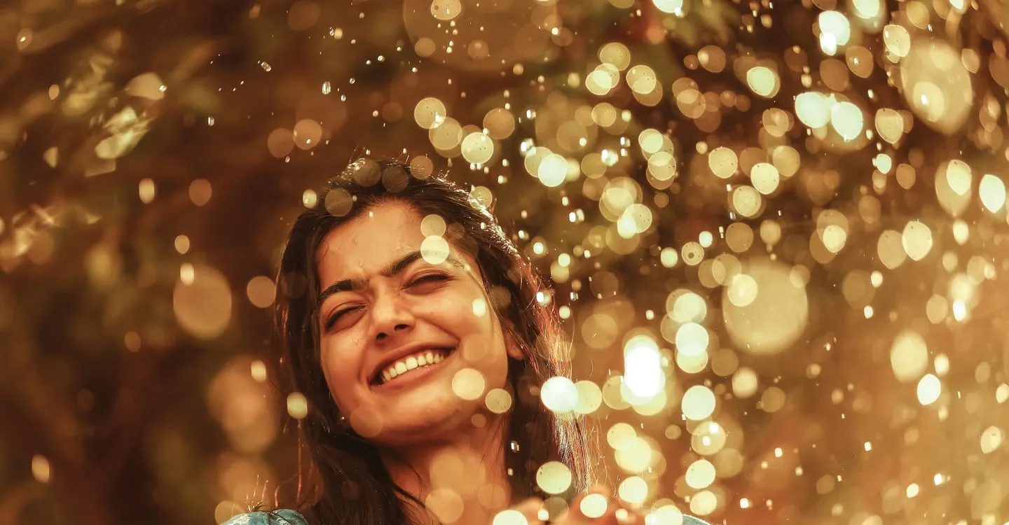 Dear Comrade Trailer