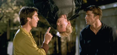 El chico nuevo Trailer