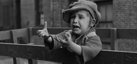 El chiquillo Trailer