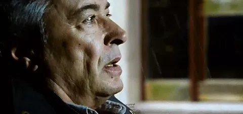 El nido vacío Trailer