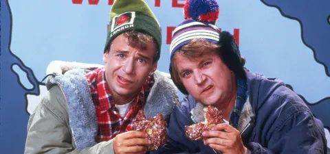 Extraño brebaje Trailer