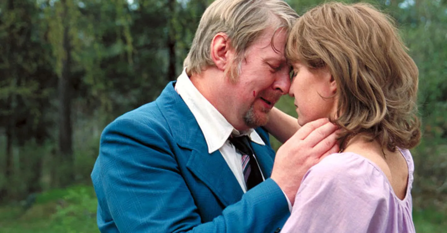 Familjehemligheter Trailer