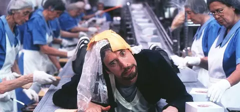 Fuera de casa Trailer