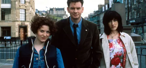 Gregory's Two Girls Trailer