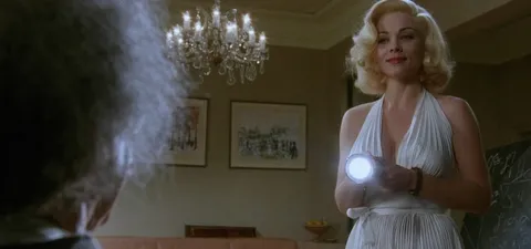 Insignificancia Trailer