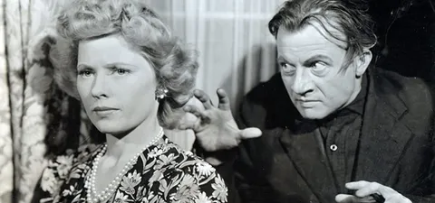 La venganza de la tumba Trailer