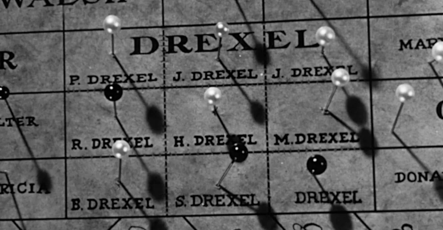 Las tumbas marcadas Trailer