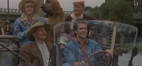 Los Beverly ricos Trailer