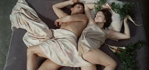 Los frutos prohibidos del paraíso Trailer