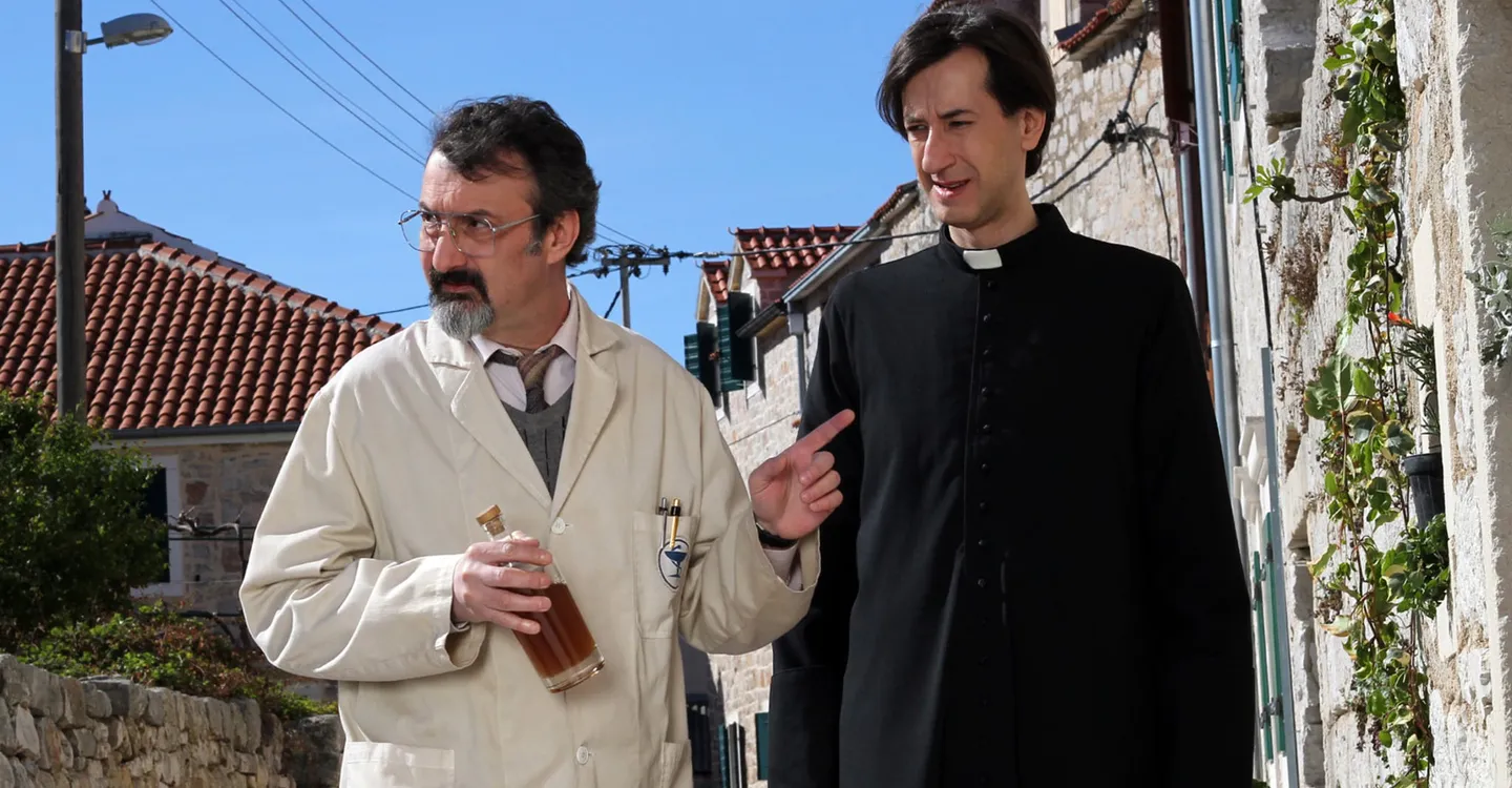 Los niños del cura Trailer