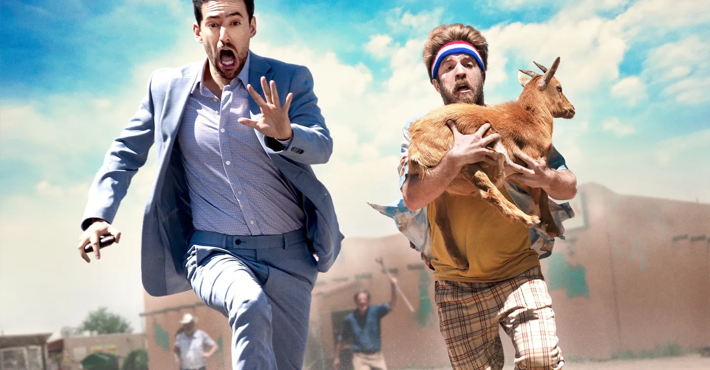 Medios Hermanos Trailer