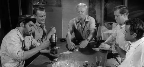 Pasión en el desierto Trailer