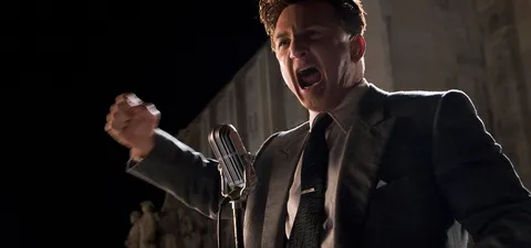 Todos los hombres del rey Trailer